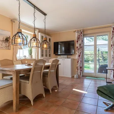 Feriehus Reetdachhaus Meerzeit Reetdachhaus Meerzeit