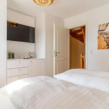 Reetdachhaus Meerzeit Reetdachhaus Meerzeit * Sankt Peter-Ording