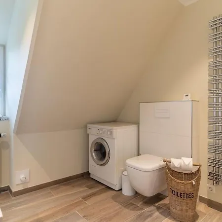 Reetdachhaus Meerzeit Reetdachhaus Meerzeit Feriehus